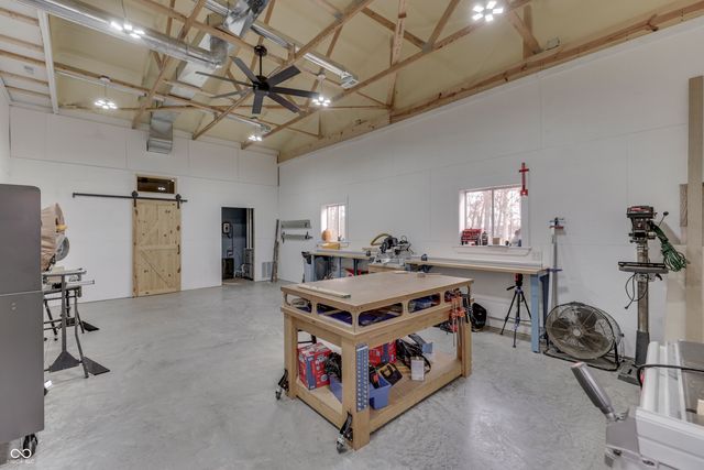 1000 Lewisville Road, Quincy, IN 47456