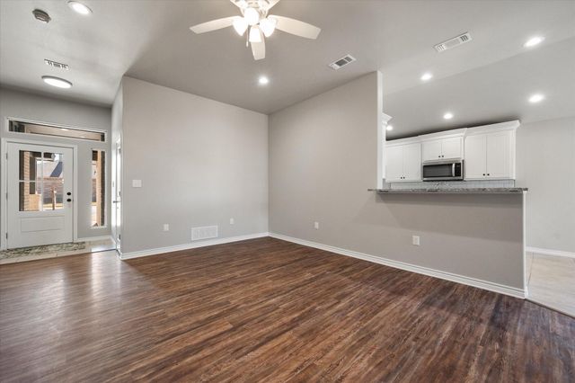 6916 37th Street, Lubbock, TX 79407