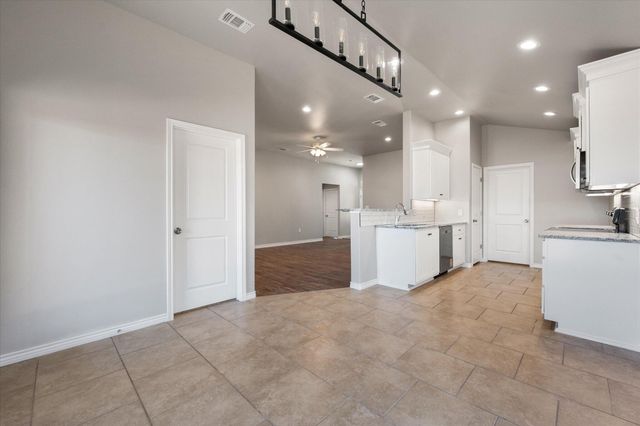 6916 37th Street, Lubbock, TX 79407