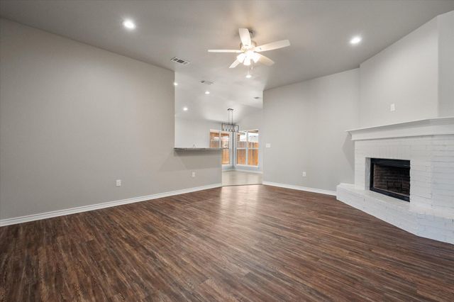 6916 37th Street, Lubbock, TX 79407