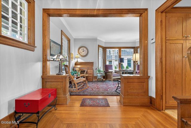 1204 Rugby Road, Schenectady, NY 12308