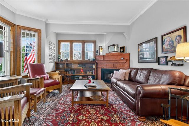 1204 Rugby Road, Schenectady, NY 12308