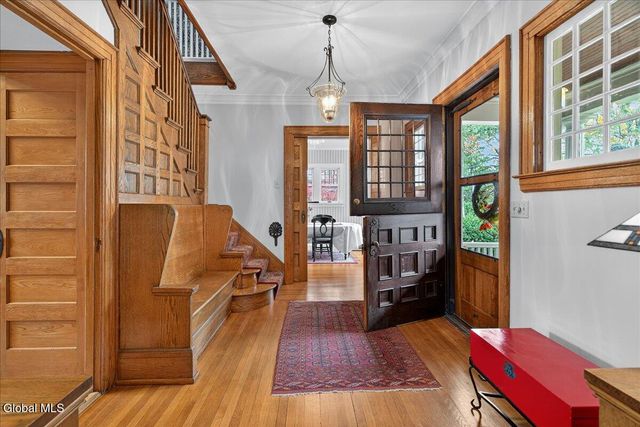 1204 Rugby Road, Schenectady, NY 12308