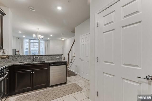 22 Veterans Drive, Wood Ridge, NJ 07075