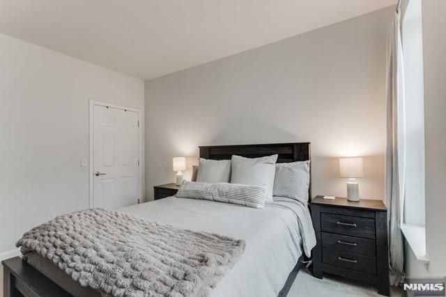 22 Veterans Drive, Wood Ridge, NJ 07075