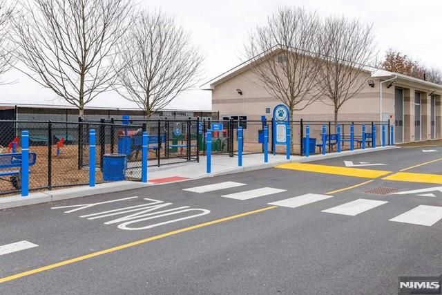 22 Veterans Drive, Wood Ridge, NJ 07075