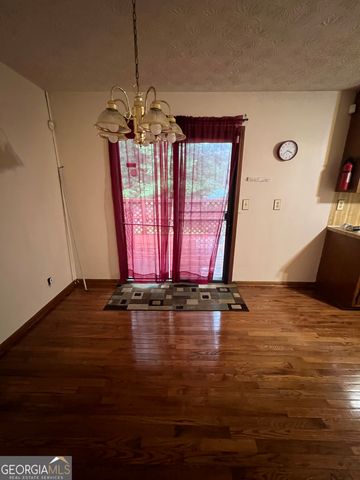 2060 Kimber Trail, Stone Mountain, GA 30088