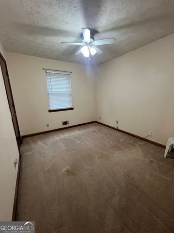 2060 Kimber Trail, Stone Mountain, GA 30088