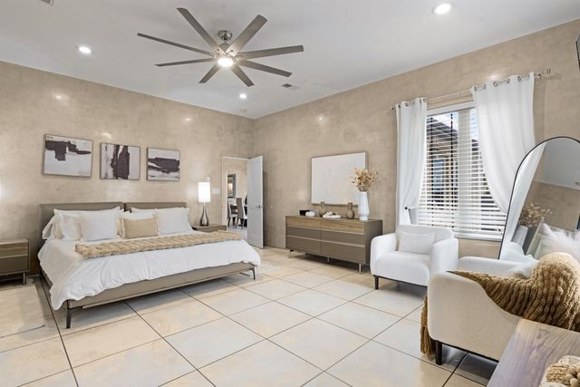33 N. Estrellas Road, Santa Fe, NM 87507