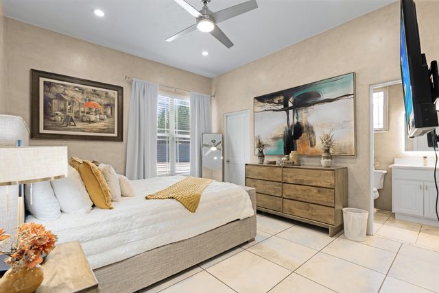 33 N. Estrellas Road, Santa Fe, NM 87507