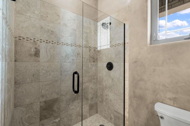 33 N. Estrellas Road, Santa Fe, NM 87507
