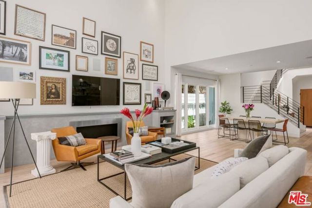 729 N Ogden Drive, Los Angeles, CA 90046