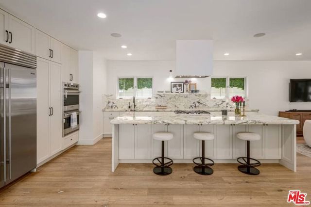 729 N Ogden Drive, Los Angeles, CA 90046