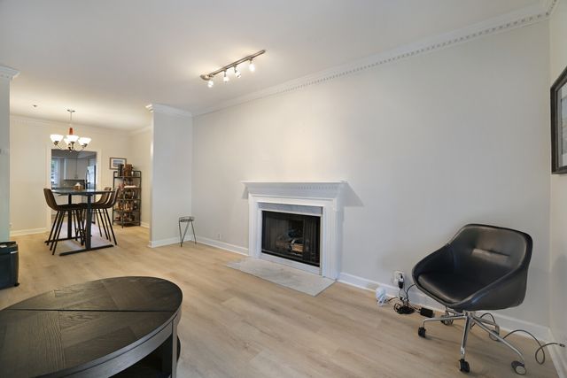 201 Rose Hall, Nashville, TN 37212