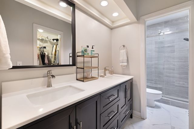 201 Rose Hall, Nashville, TN 37212