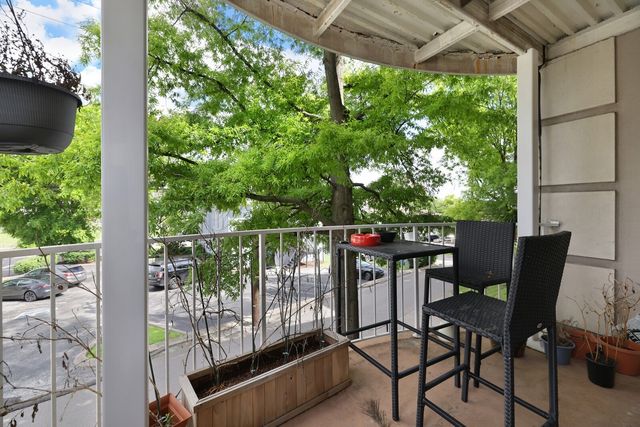 201 Rose Hall, Nashville, TN 37212