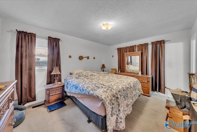 4011 E Crestview Drive, Huntsville, AL 35816