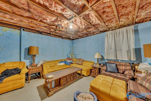 4011 E Crestview Drive, Huntsville, AL 35816