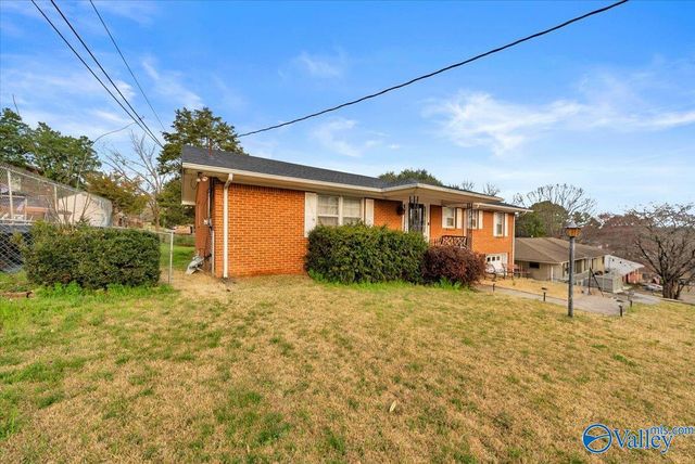 4011 E Crestview Drive, Huntsville, AL 35816