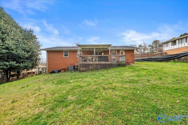 4011 E Crestview Drive, Huntsville, AL 35816