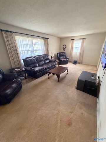 4011 E Crestview Drive, Huntsville, AL 35816