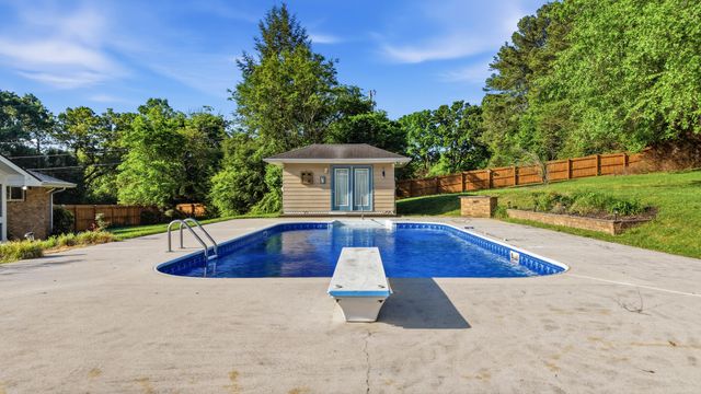 3717 Jarren Drive, Chattanooga, TN 37415