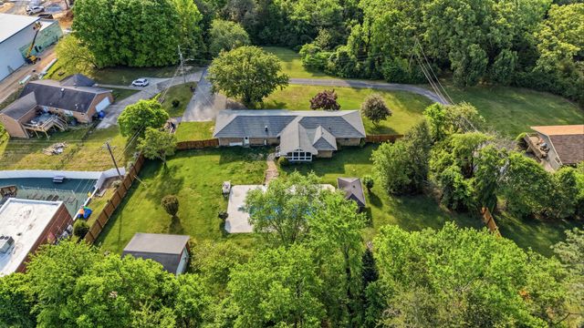 3717 Jarren Drive, Chattanooga, TN 37415