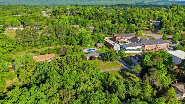 3717 Jarren Drive, Chattanooga, TN 37415