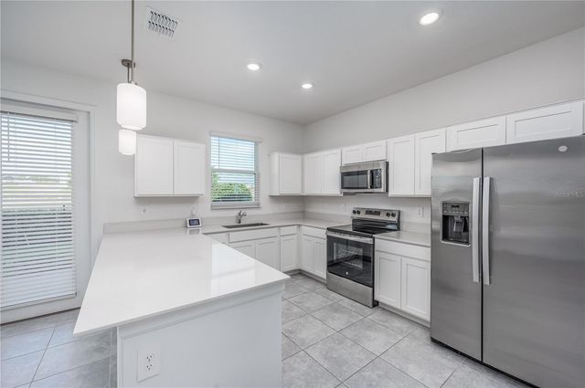 210 BOGEY DRIVE, Davenport, FL 33896