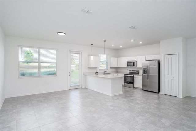 210 BOGEY DRIVE, Davenport, FL 33896