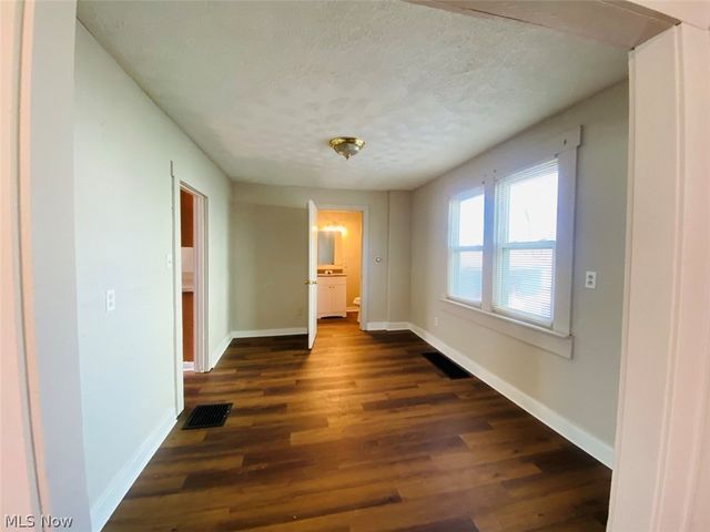 748 Merton Avenue, Akron, OH 44306