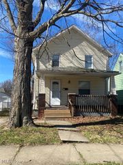 748 Merton Avenue, Akron, OH 44306