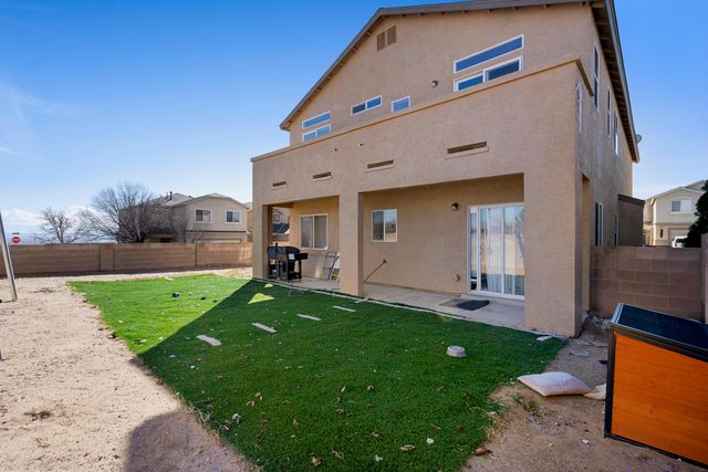 9809 Marlborough Avenue SW, Albuquerque, NM 87121