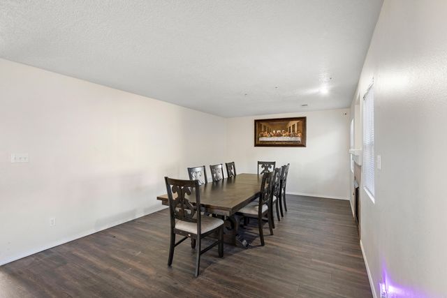 9809 Marlborough Avenue SW, Albuquerque, NM 87121