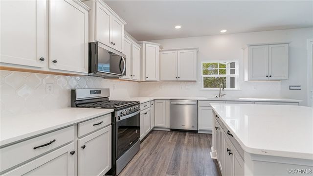 16900 Barmer Dr, Chesterfield, VA 23838