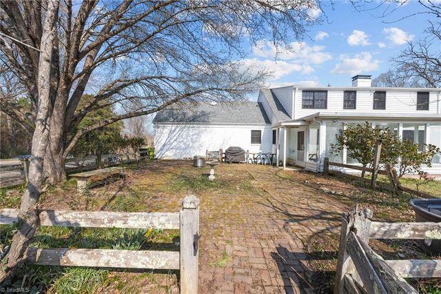 1352 City Lake Road, Lexington, NC 27292