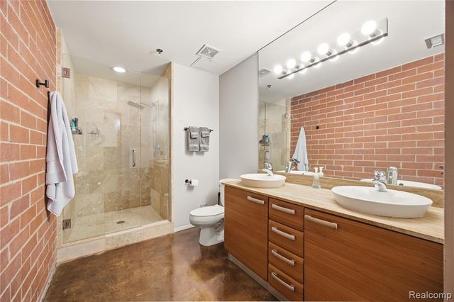 322 E Harrison Avenue 12, Royal Oak, MI 48067