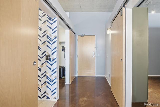 322 E Harrison Avenue 12, Royal Oak, MI 48067