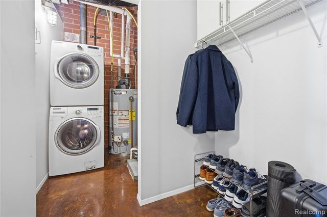 322 E Harrison Avenue 12, Royal Oak, MI 48067