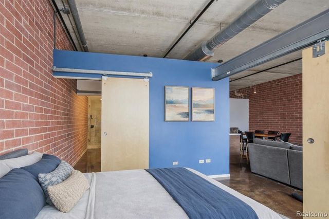 322 E Harrison Avenue 12, Royal Oak, MI 48067