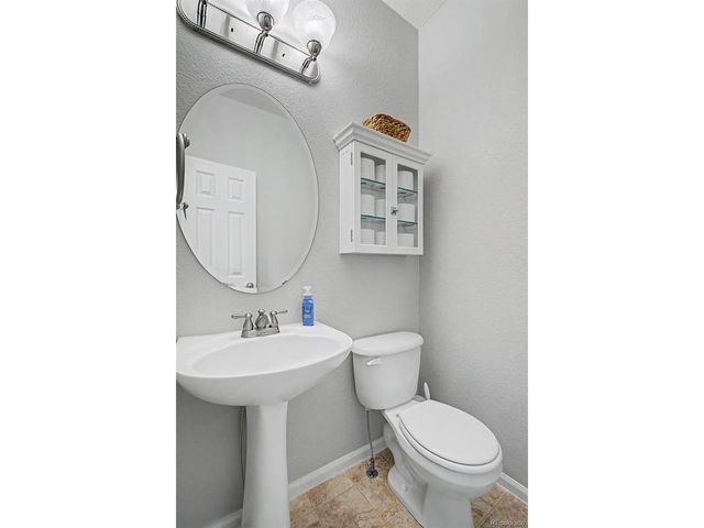 10437 Mount Evans Dr, Peyton, CO 80831