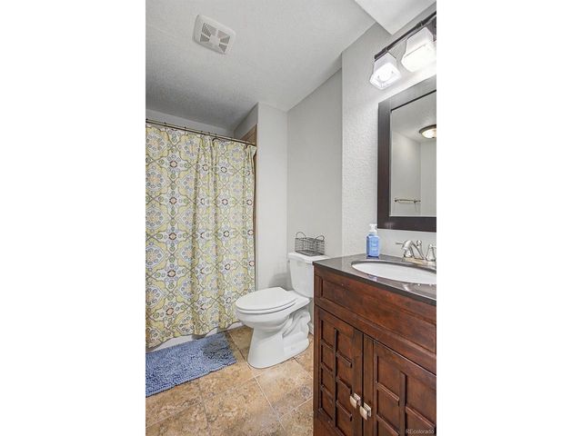 10437 Mount Evans Dr, Peyton, CO 80831