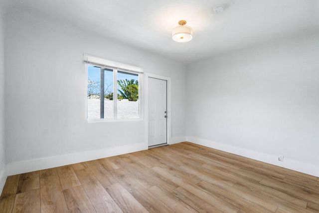 414 33rd Street 201, West Palm Beach, FL 33407