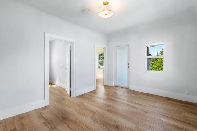 414 33rd Street 201, West Palm Beach, FL 33407