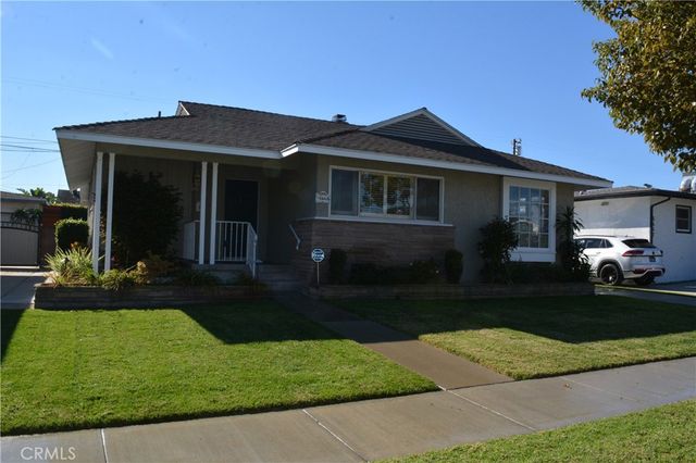 6448 E Los Arcos, Long Beach, CA 90815