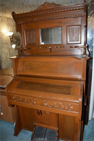 6448 E Los Arcos, Long Beach, CA 90815