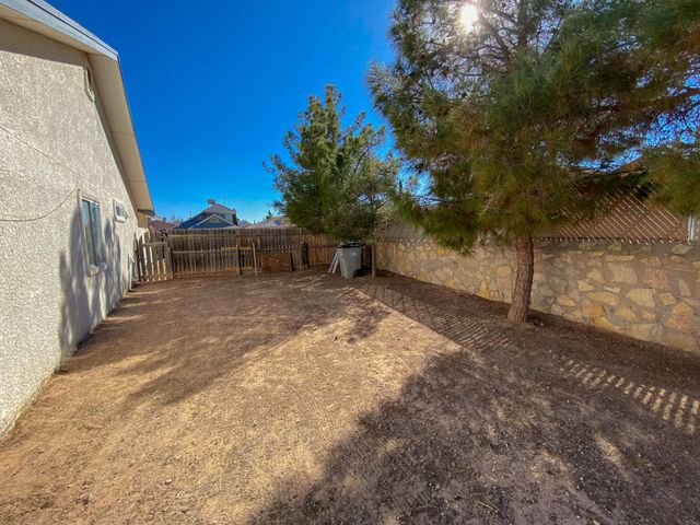 11837 Snow Hawk Drive, El Paso, TX 79936