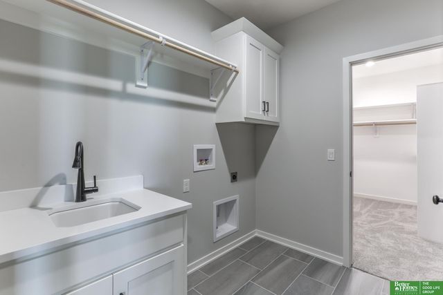 5708 N 195th Street, Elkhorn, NE 68022