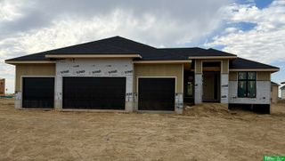 5708 N 195th Street, Elkhorn, NE 68022