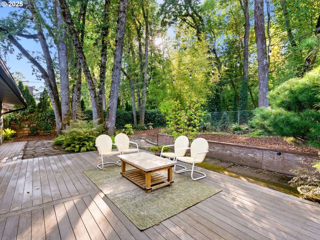 5183 Se HILLWOOD Ave, Milwaukie, OR 97267